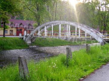 Tradičné žarnovické mosty Tradičné žarnovické mosty